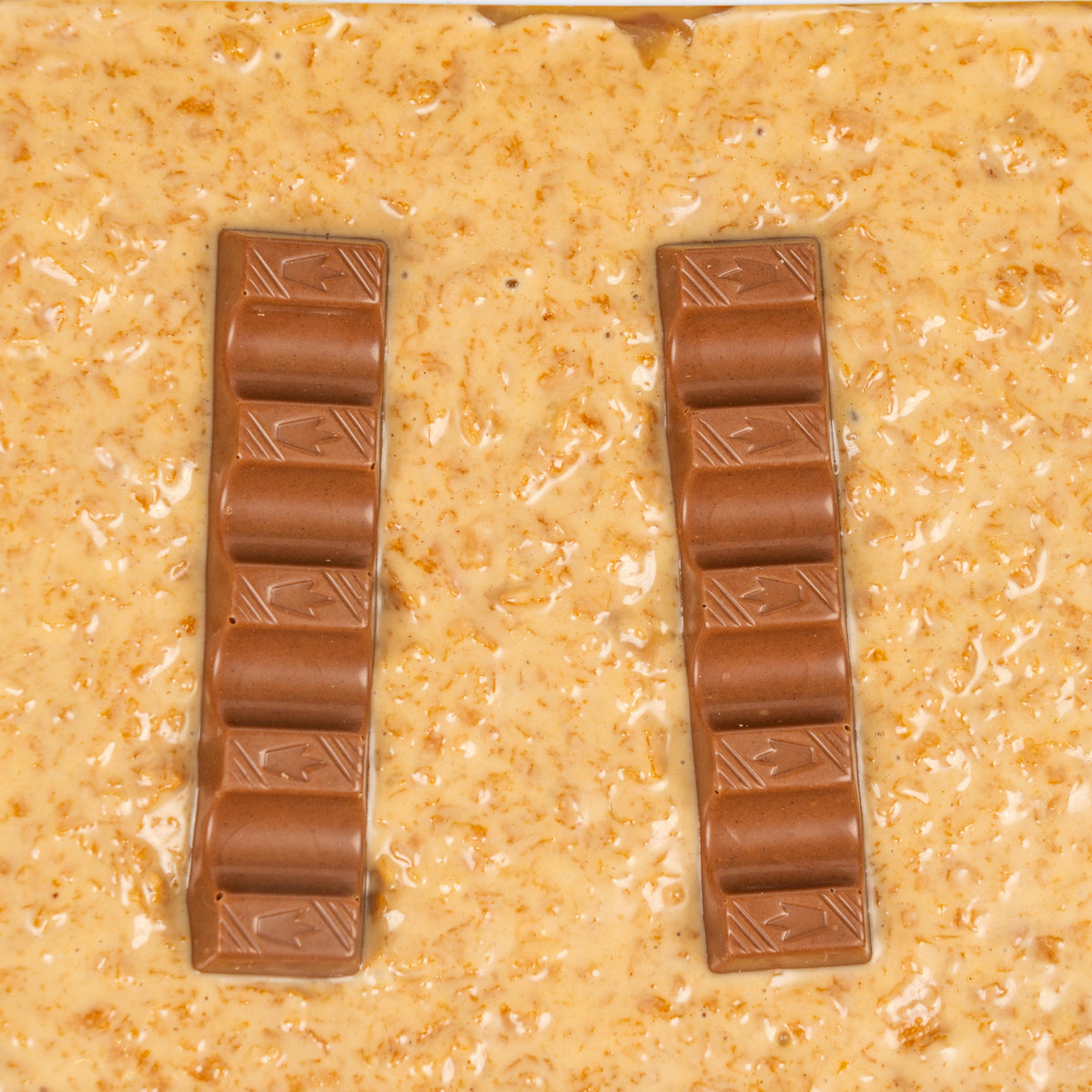 Kinder Crunch Cake